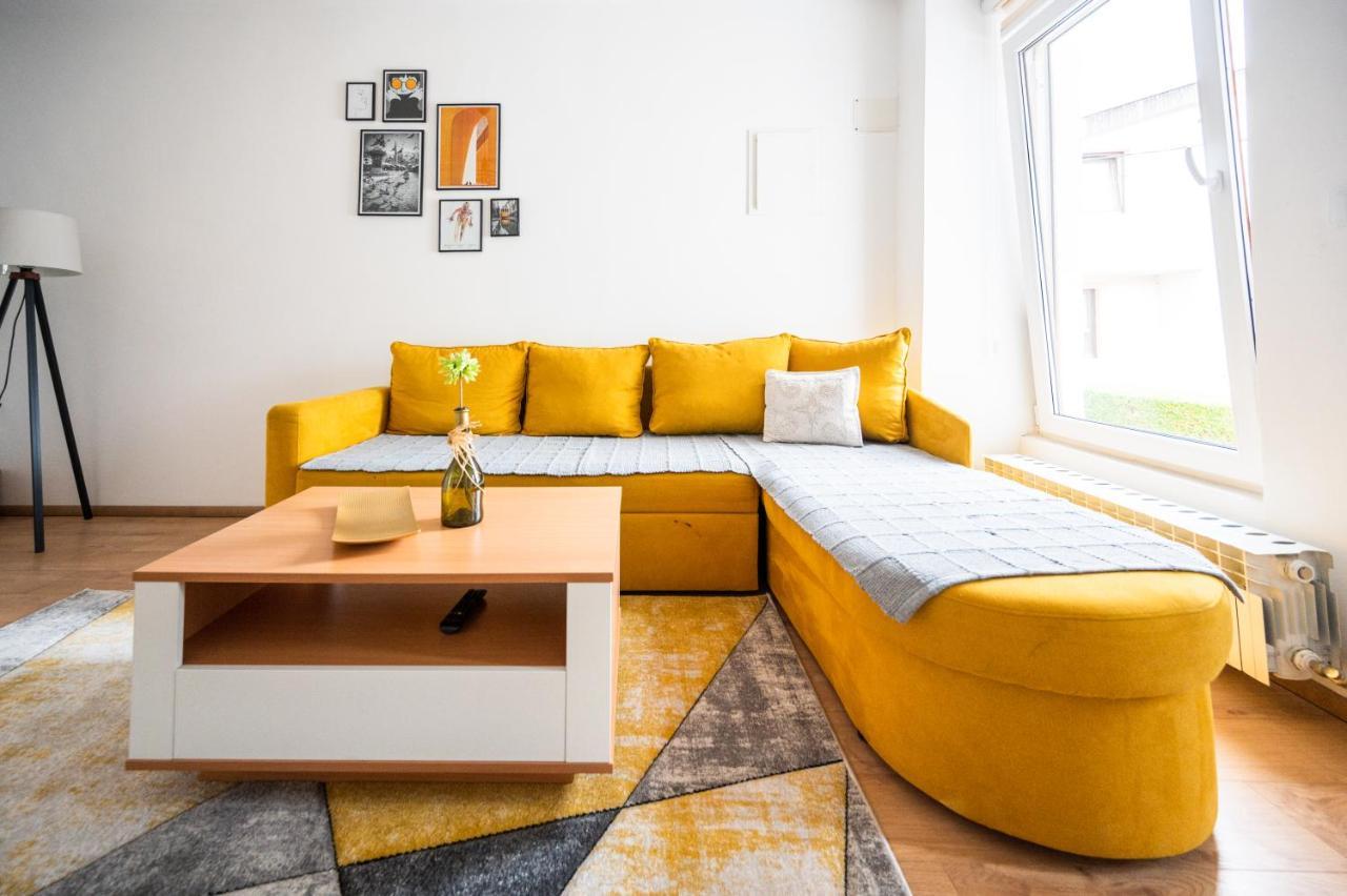 Modern Studio Apartment In The Old Town Szarajevó Kültér fotó