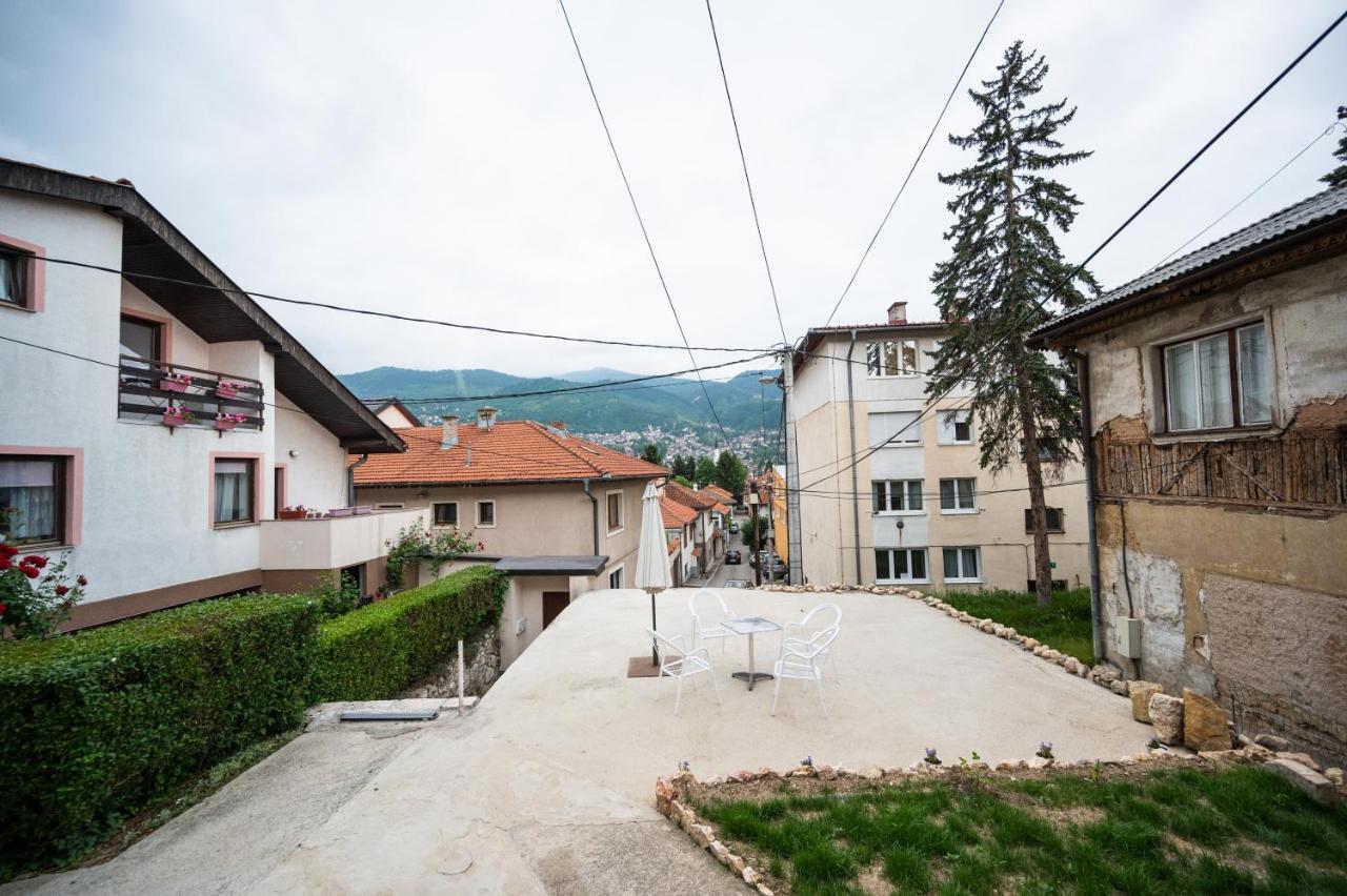 Modern Studio Apartment In The Old Town Szarajevó Kültér fotó